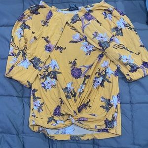 Rue21 long sleeve crop top